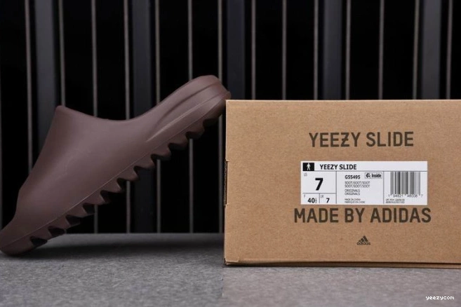 G55495 Adidas Yeezy Soot Slide 1029